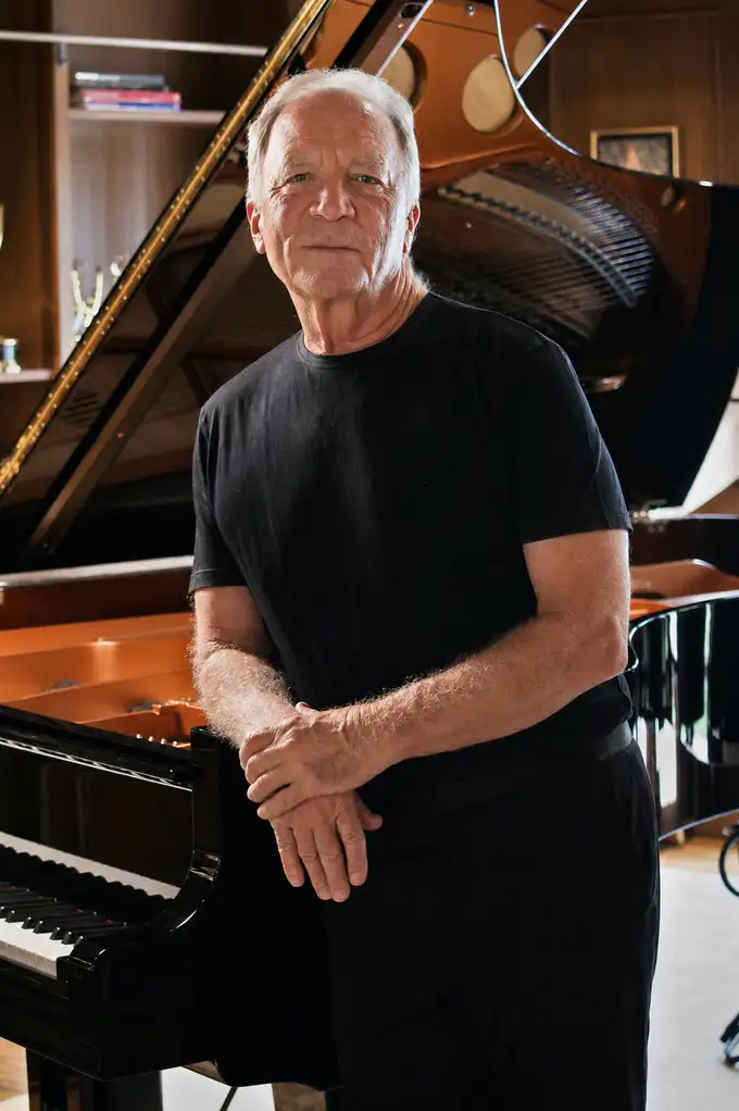 Ken Corday at his grand piano